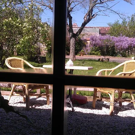 Les Lignons Dom wakacyjny Champniers (Charente)