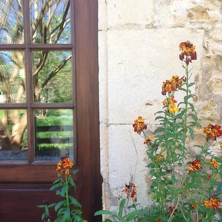 Сasa de vacaciones Les Lignons Champniers (Charente)
