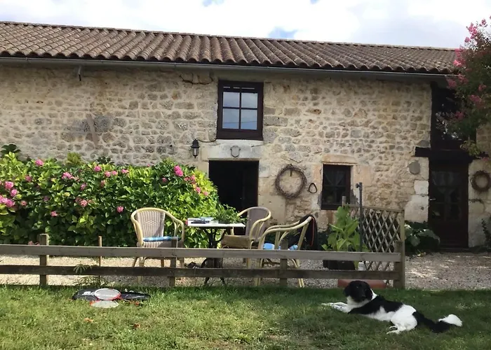 بيت للعطل Les Lignons Champniers (Charente)